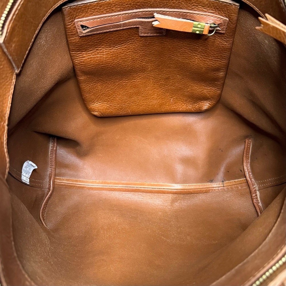 Madewell Transport Tote – English Saddle Brown – Zippered Version - Picture 7 of 8